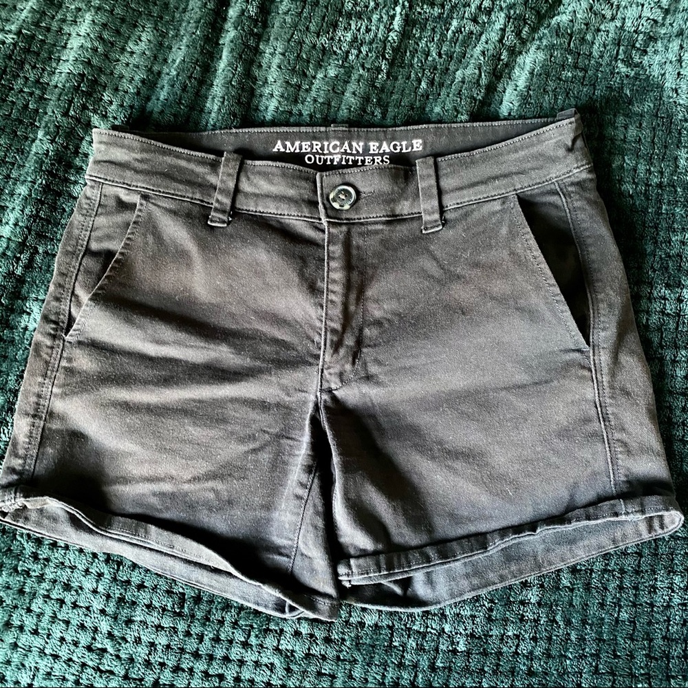 AEO Super Stretch Midi Black Short Size 6